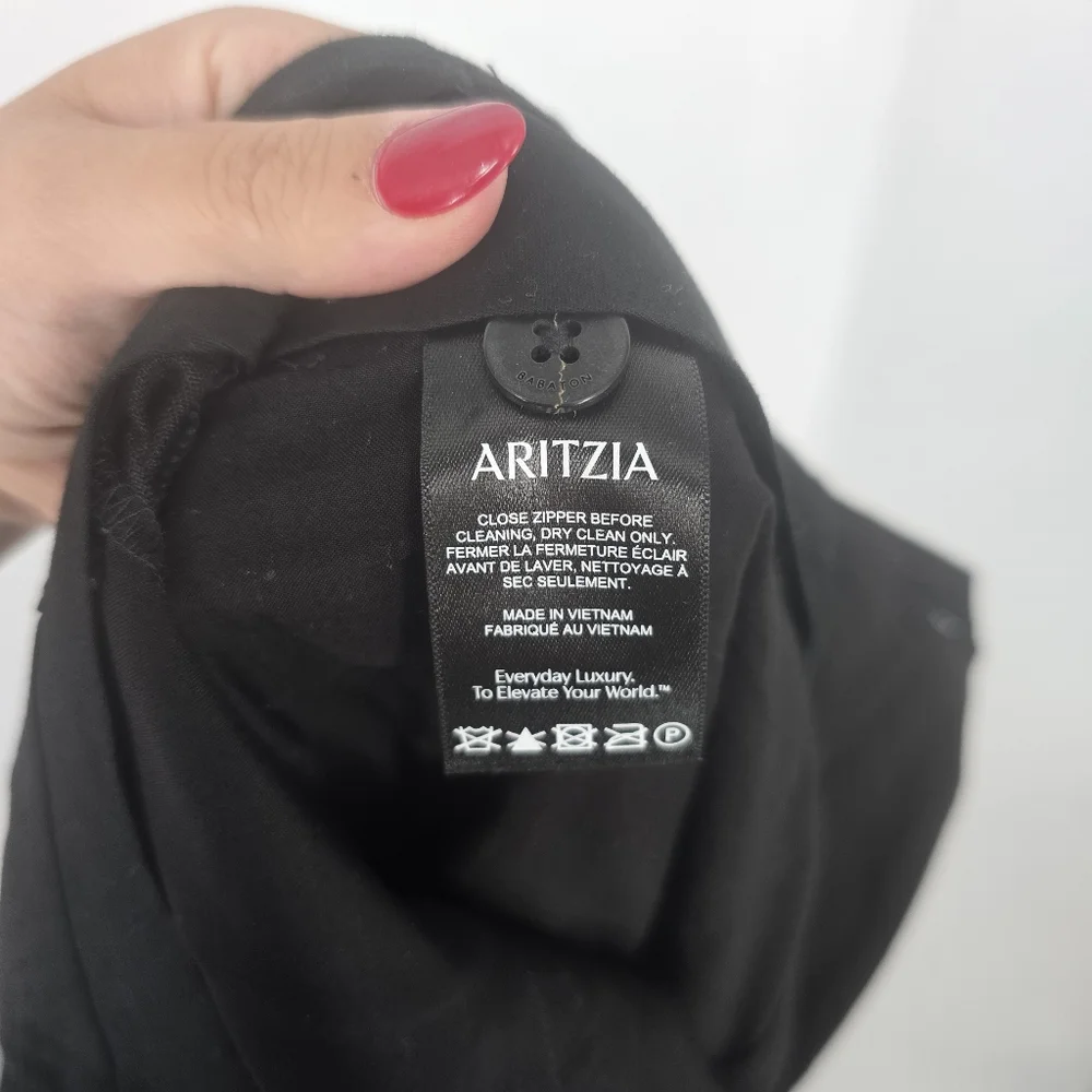 Babaton Aritzia Linen Black Wide Leg Pleated Pants Size 6